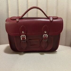 Cambridge leather purse